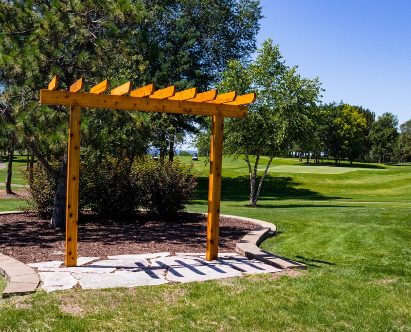 Outdoor Wedding Space in Minnesota | River Oaks Golf Course & Event Center in Cottage Grove, MN